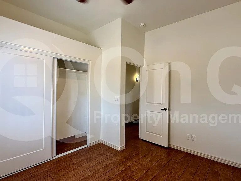 934 E Carlise Rd — Photo 11