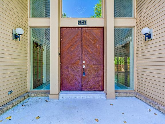 4th image of 4124 Lakeridge Ln