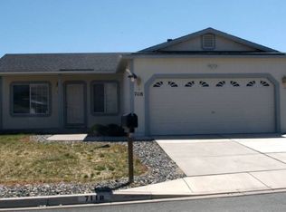 7118 Fantasia Ct, Sun Valley, NV 89433