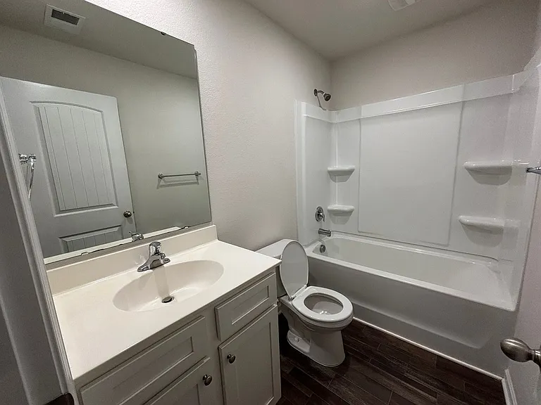 127 Sundew Rd — Photo 9