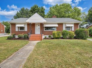 1201 Pleasant View Ave NW, Roanoke, VA 24012