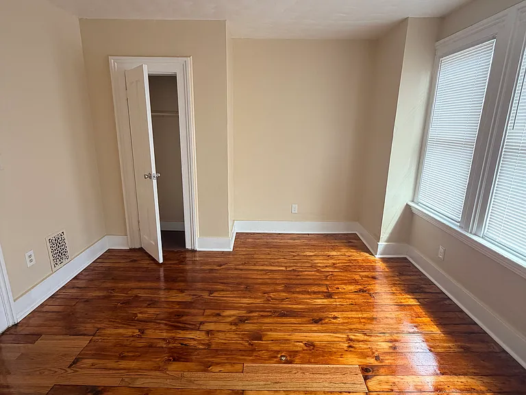 224 Lloyd St #1 — Photo 10