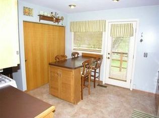 220 Richard Rd, Naperville, IL 60540