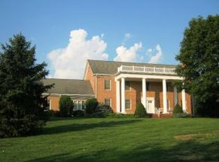 233 Park Ridge Ct, Kingsport, TN 37664