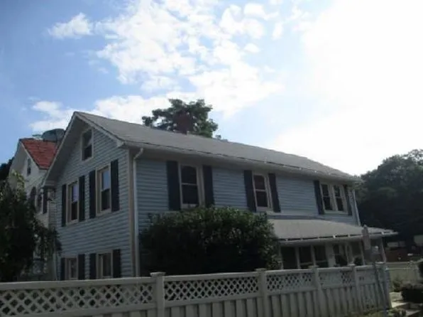 6 Catherine St, Highland Falls, NY 10928