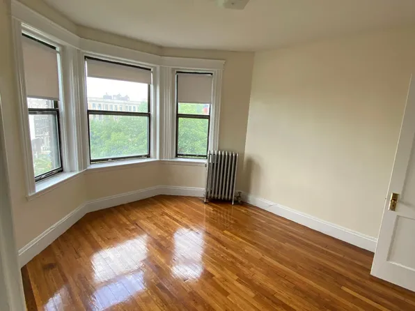 1162 Commonwealth Ave, Allston, MA 02134