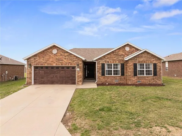 812 S Birch St, Butler, MO 64730