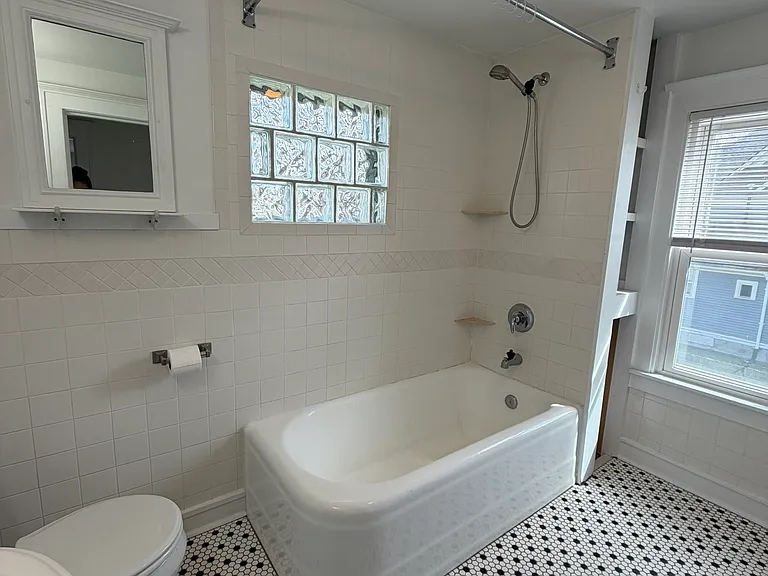 221 Houston Pl — Photo 25