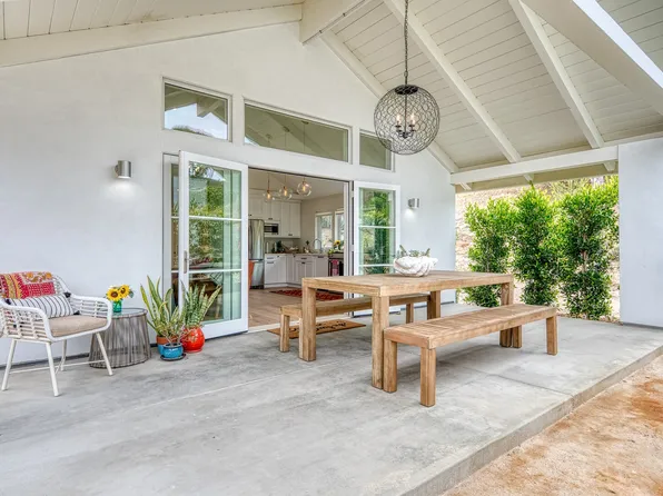 (undisclosed Address), Solana Beach, CA 92075