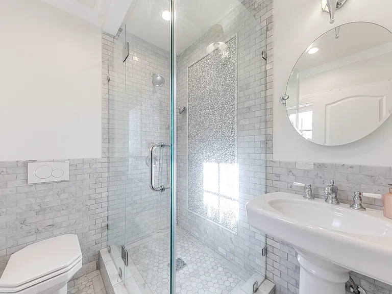 325 W Bellevue Dr — Photo 38