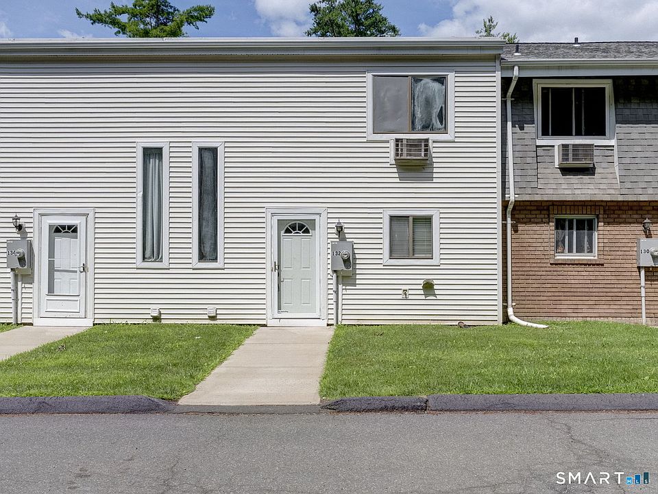 1st image of 132 Sutton Place #132
