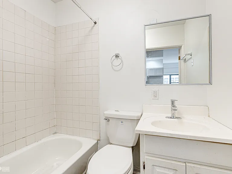 2214 W 18th Pl #2S — Photo 6