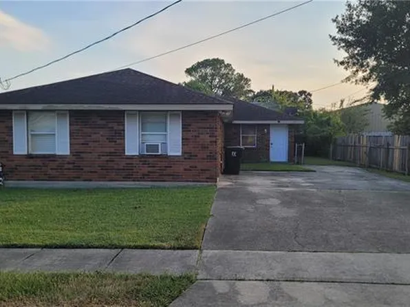 204 5th St, Chalmette, LA 70043