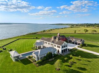 441 W Main Rd, Little Compton, RI 02837