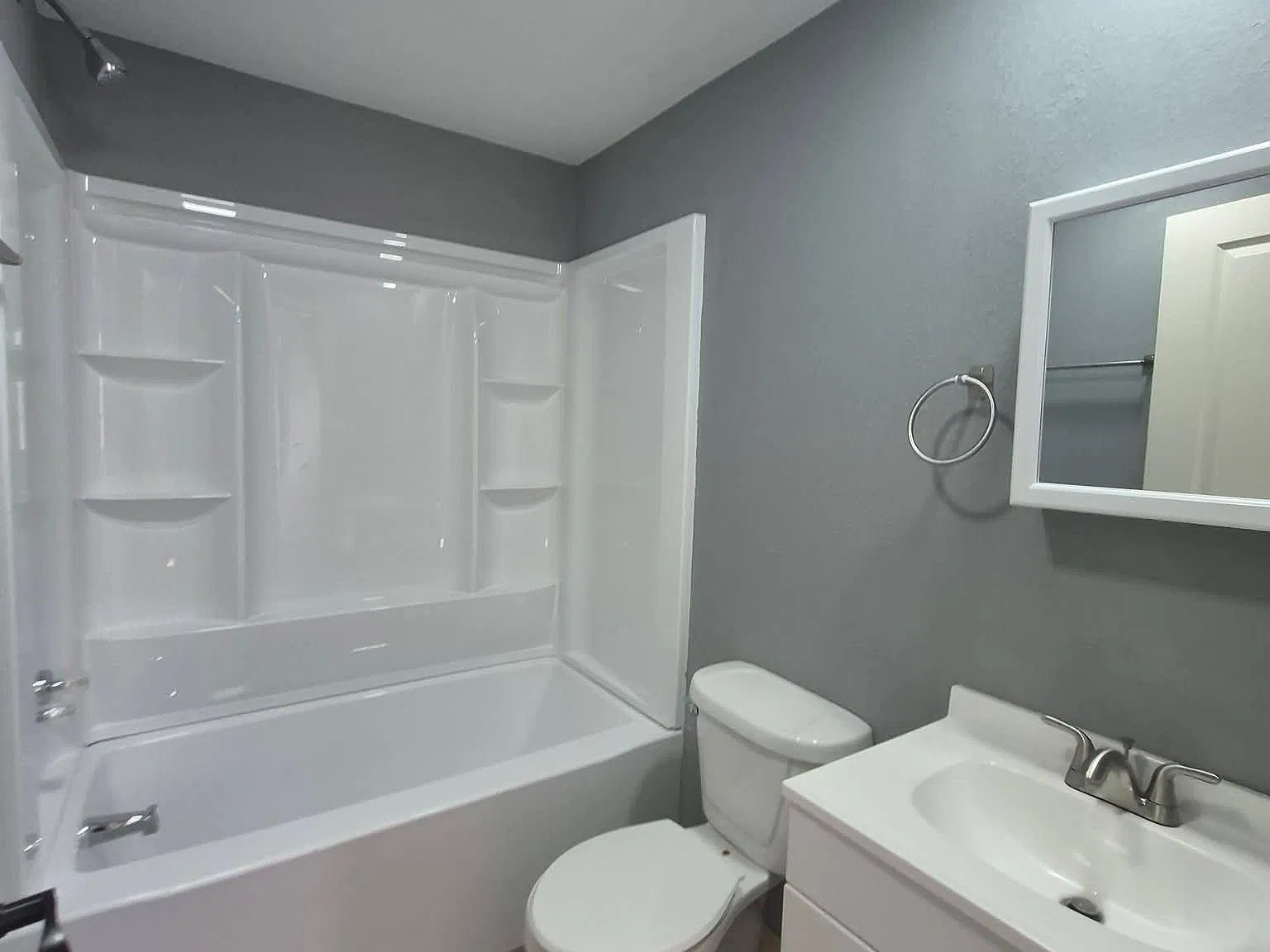 2 bed, 785 sqft, $1,200 — Photo 4