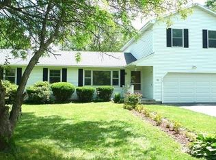 46 Justice Dr, Amherst, MA 01002