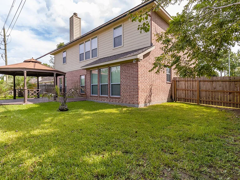 18611 Polo Meadow Dr — Photo 46