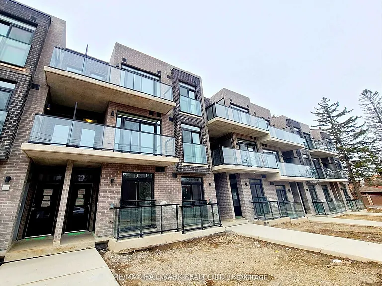 262 Finch Ave E #8 — Photo 1