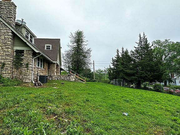 5th image of 7642 Brooklyn Ave