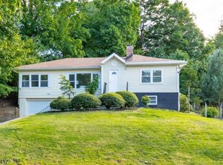 194 Westville Ave, Caldwell, NJ 07006