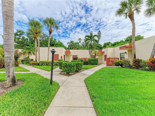 813 SPRING LAKES BOULEVARD, BRADENTON, FL 34210