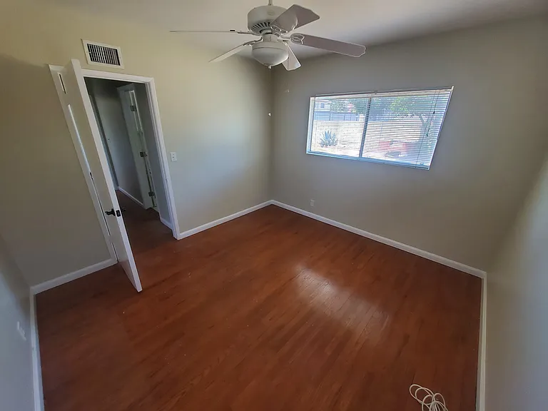 13201 Hazel St — Photo 10