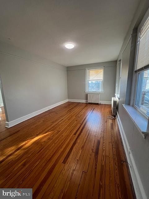 2nd image of 111 E Main St