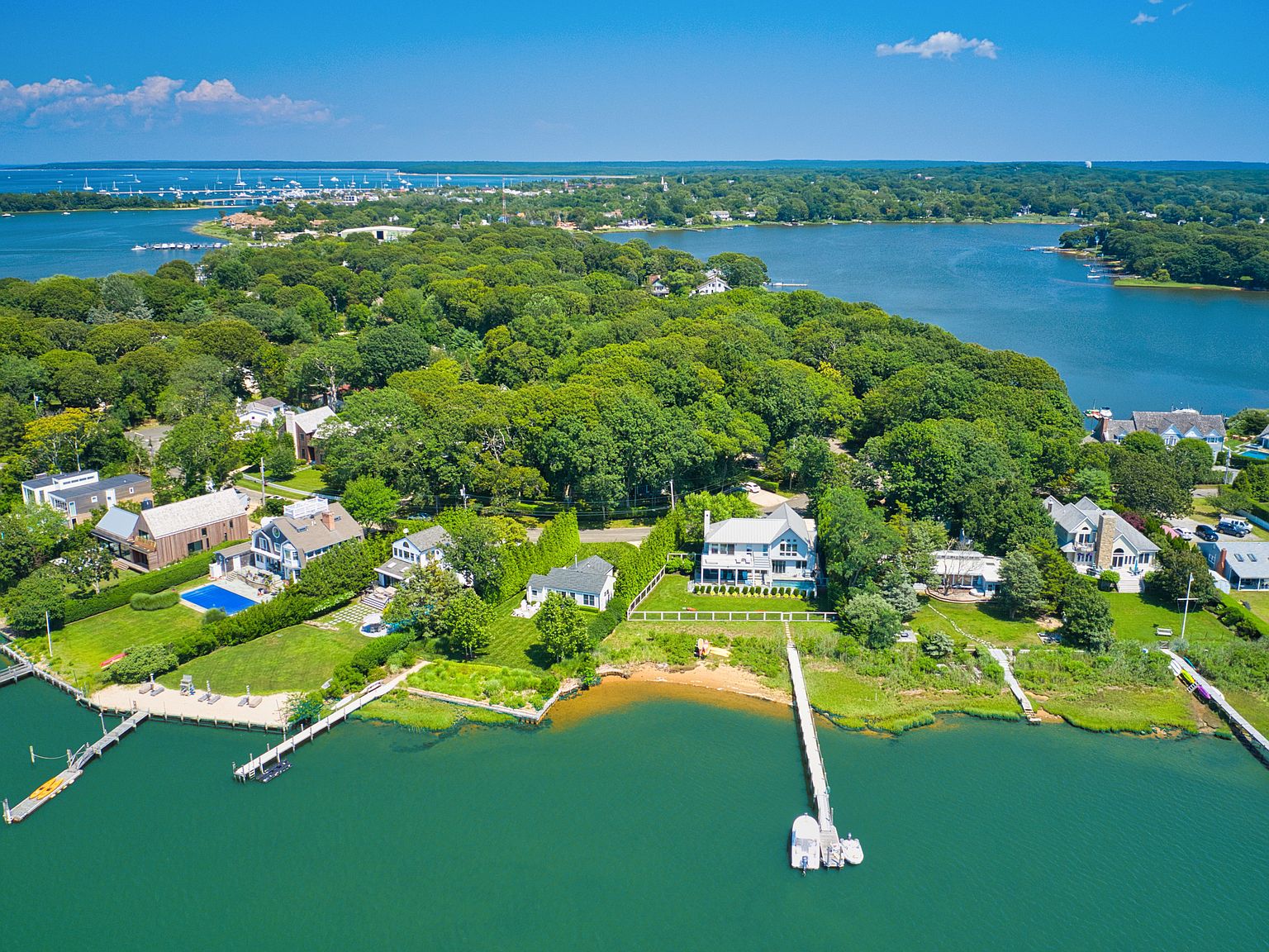 192 Redwood Rd, Sag Harbor, NY 11963 Zillow