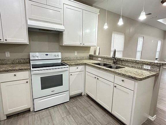 4th image of 6886 Los Arboles