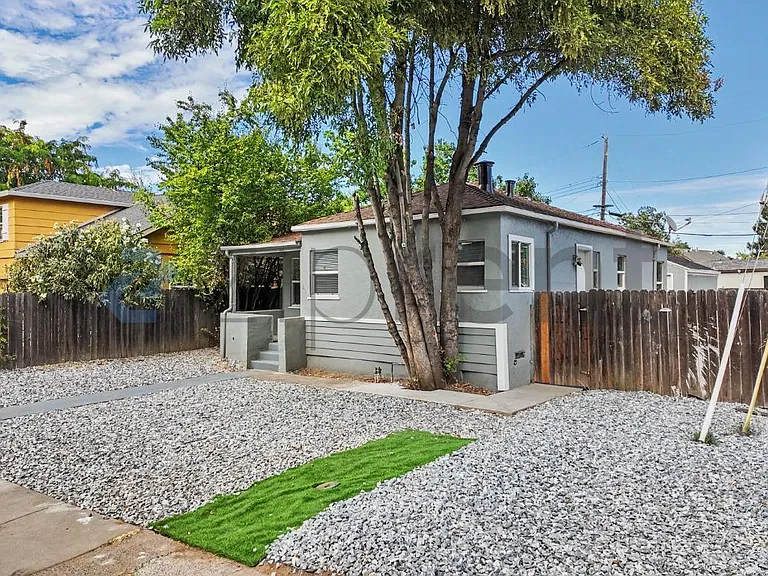 4309 32nd St — Photo 5