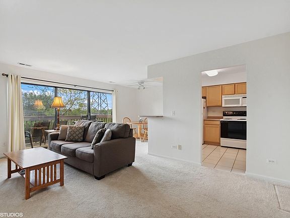 2nd image of 224 W Court Of Shorewood APT 3A