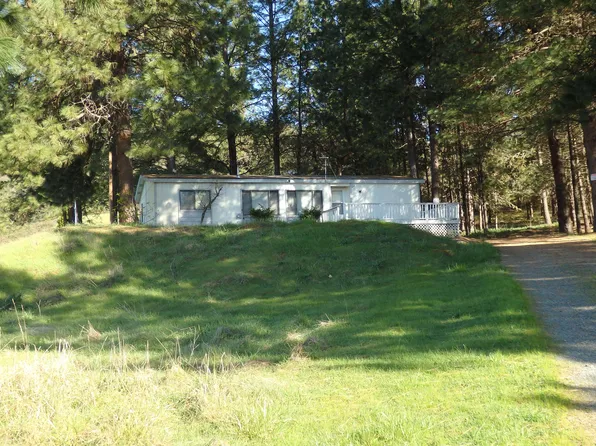 5872 Tunnel Loop Rd, Grants Pass, OR 97526
