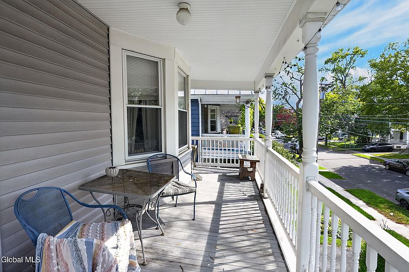 5th image of 55 Ten Eyck Avenue