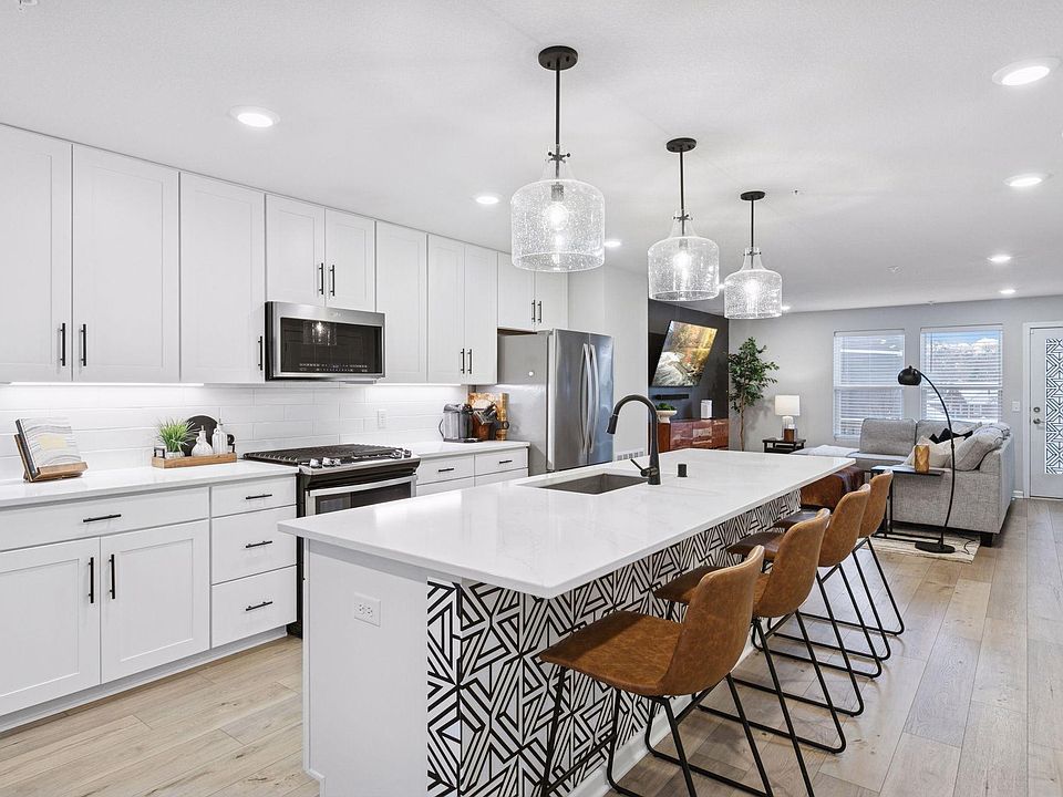 1st image of 657 Village Dr #3