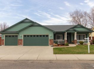 2929 N Rough Stone Way, Meridian, ID 83646
