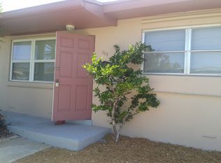 307 Northlake Dr, North Palm Beach, FL 33408