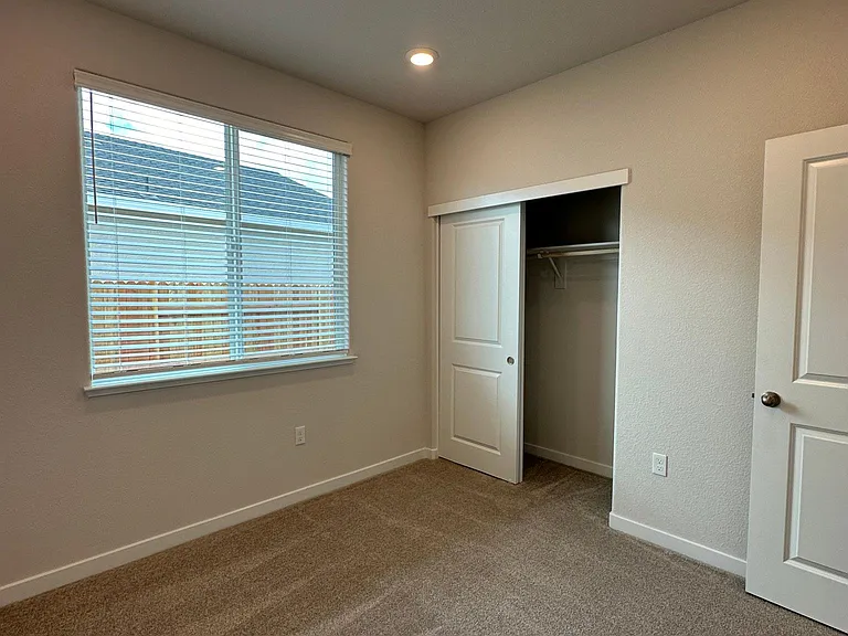 8136 Pasadena Dr — Photo 9