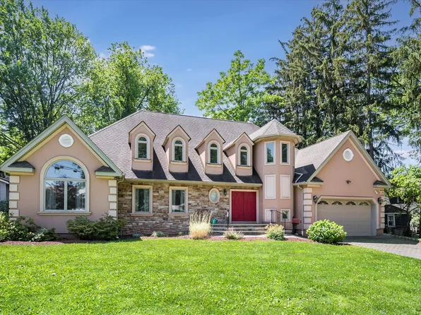16 Norwood Ave, Glen Rock, NJ 07452