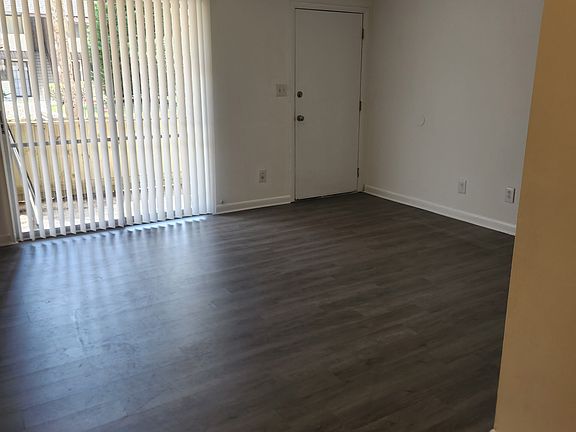 3rd image of 1200 Bretta St APT 6
