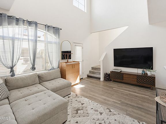 3rd image of 3250 W GREENWAY Road #162