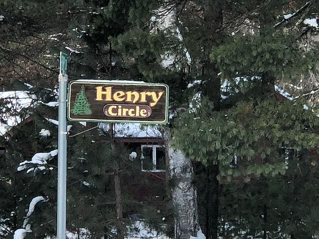 2nd image of Henry Dr