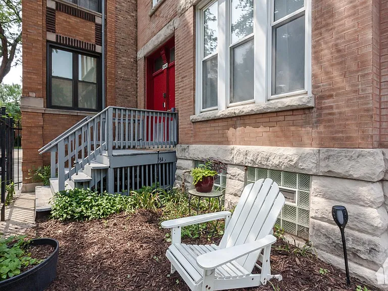 2648 W Rice St #2F — Photo 24
