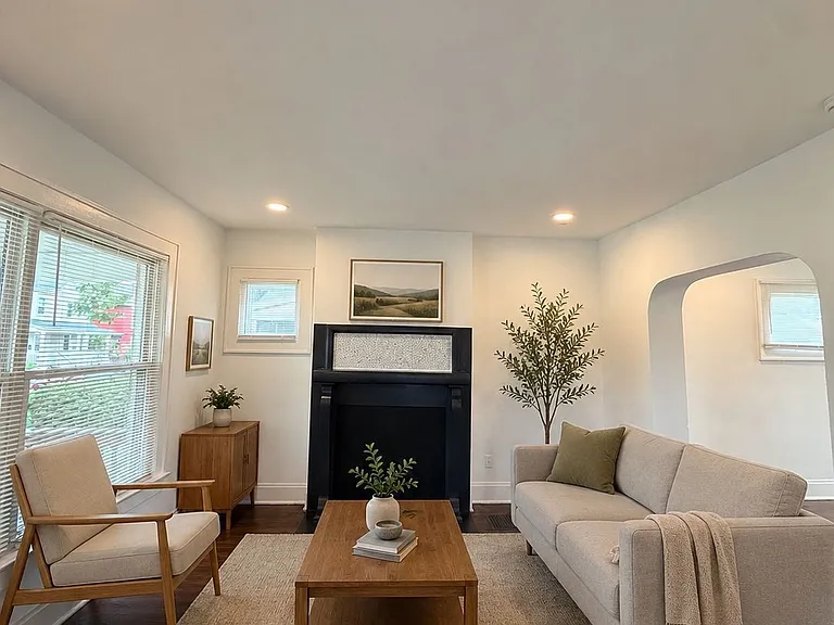 27 Dakota Ave — Photo 21