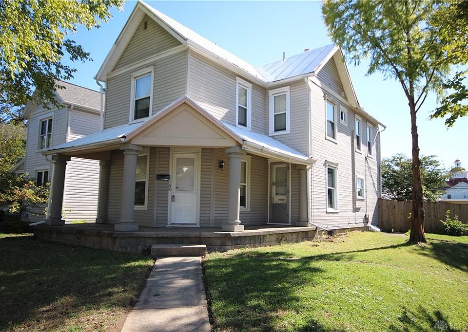 1st image of 104 E Pease Ave