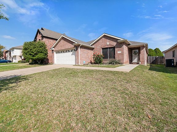 2nd image of 4141 Fossile Butte Dr