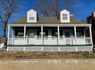 424 Tompkins St, Saint Charles, MO 63301