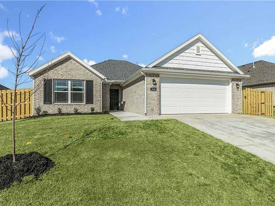 1st image of 460 Willow Dr
