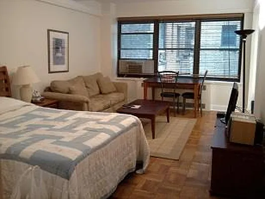 Rented by RELO REDAC INC. | media 13