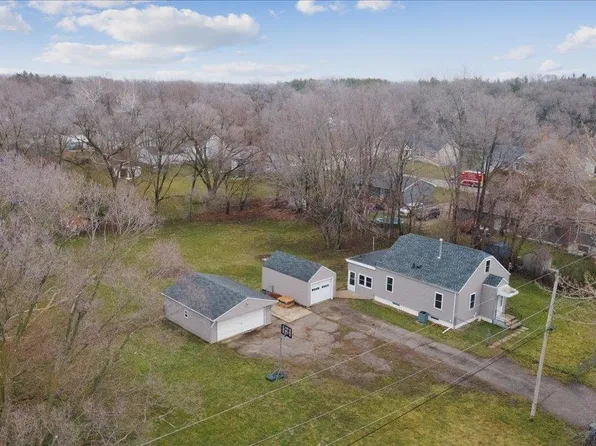 1333 Cottage Grove Ave, Waterloo, IA 50707
