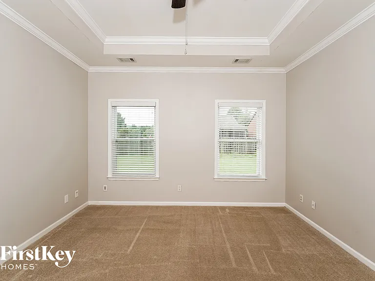 995 Valley Cir — Photo 7